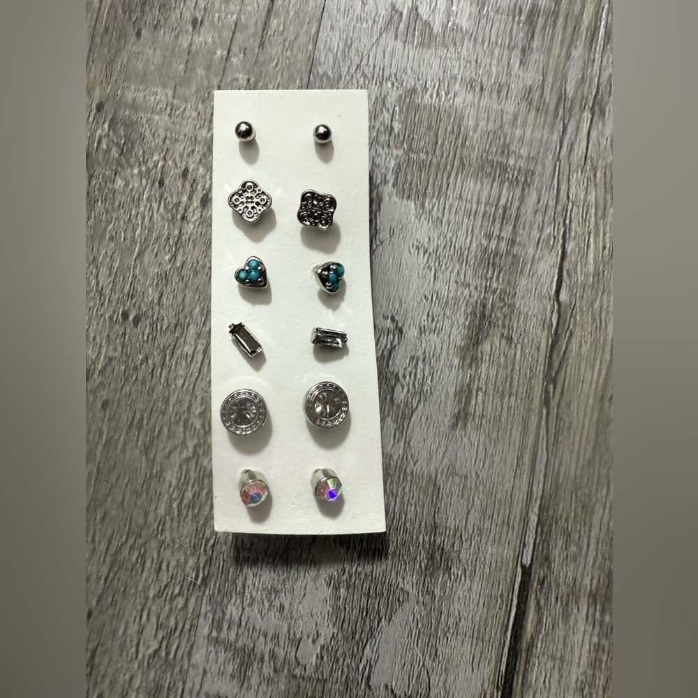 Elegant Silver and Turquoise Stud Earrings Set
